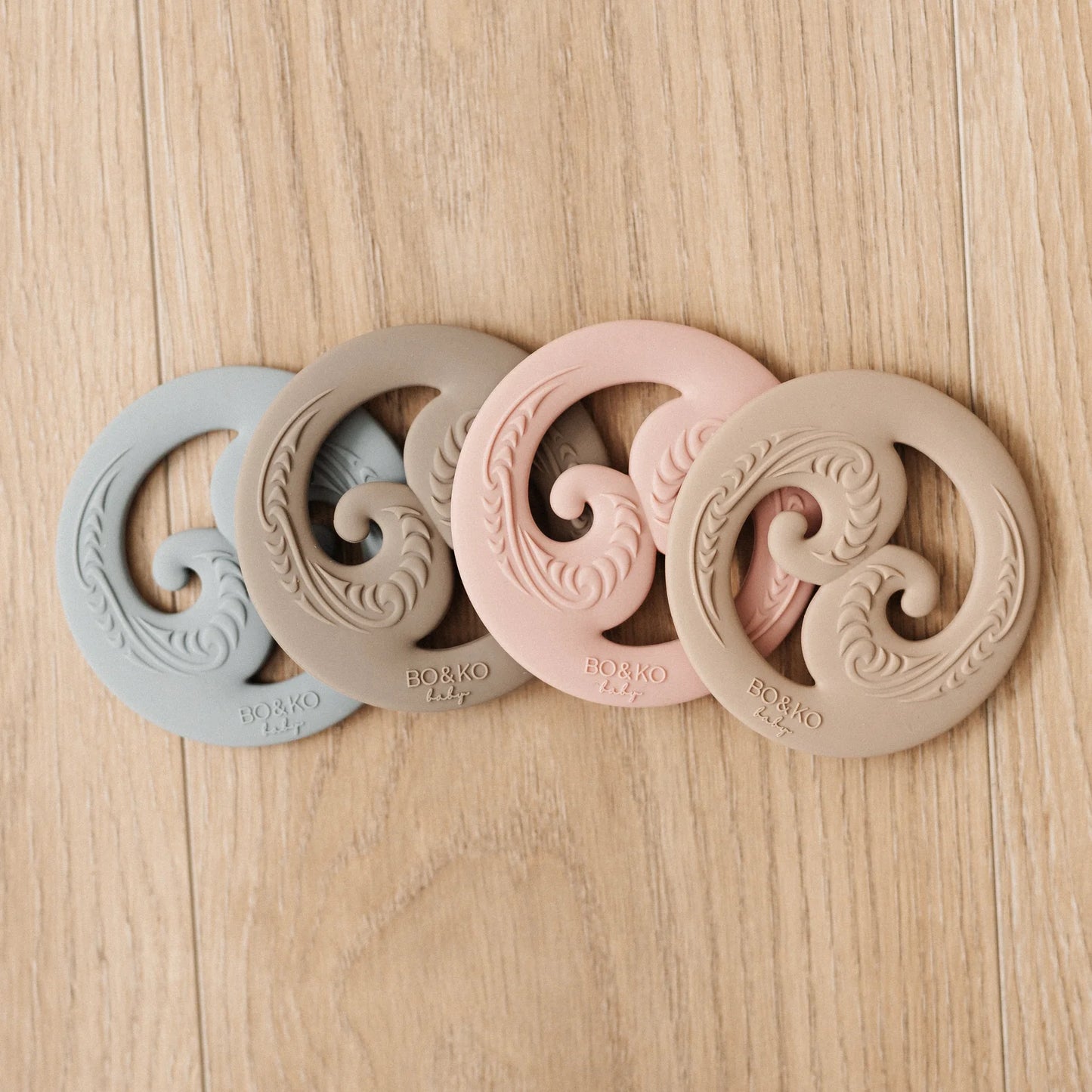 Koru Teether